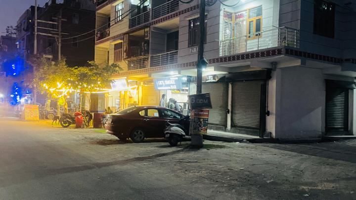Others image of 180.0 Sq.ft   Shop for rent in Phi IV for 30000