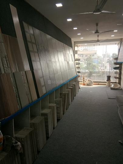 Cabin image of 900.0 Sq.ft   Showroom for rent in Amraiwadi for 45000