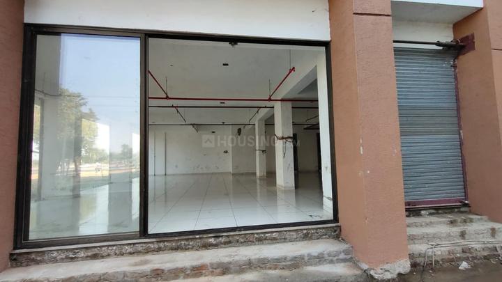 Commercial image of 1390.0 Sq.ft   Shop for rent in Hathijan for 111600