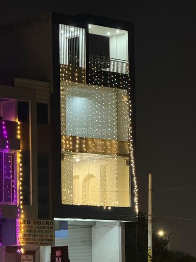 Outside View image of 1100.0 Sq.ft Shop for rent in Narayan Vihar for 50000