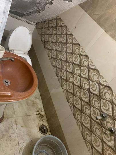 Commercial image of 1200.0 Sq.ft Showroom for rent in Shahdara for 40000