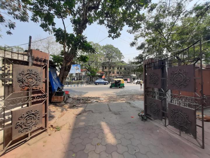 Others image of 350.0 Sq.ft   Shop for sale in Kasba for 8000000