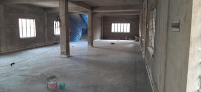 Commercial image of 1700.0 Sq.ft   Showroom for rent in Akra for 35000
