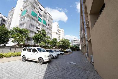 Others image of 313.0 Sq.ft   Shop for sale in Kudasan for 4350000