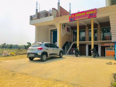 Commercial image of 2400.0 Sq.ft   Showroom for sale in Dubagga for 4700000