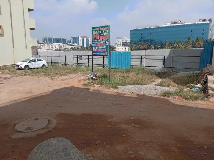 Commercial image of 2300.0 Sq.ft   Showroom for rent in Panathur for 100000