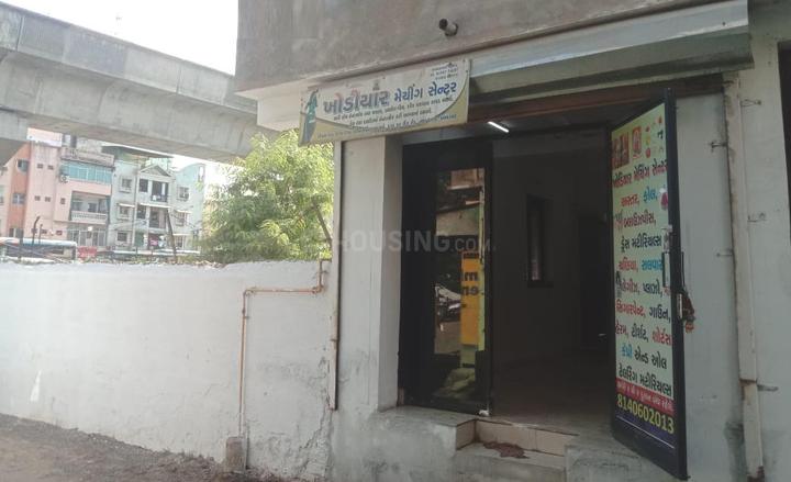 Commercial image of 200.0 Sq.ft   Shop for rent in Nava Vadaj for 10000