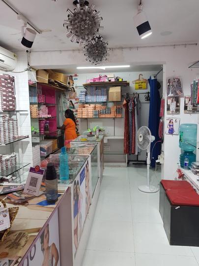 Others image of 200.0 Sq.ft   Shop for rent in Andheri West for 70000