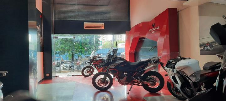Commercial image of 3000.0 Sq.ft   Showroom for rent in Thane West for 400000