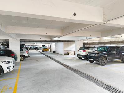 Bare shell Office Space