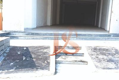 Entrance image of 1700.0 Sq.ft   Shop for rent in Motera for 160000