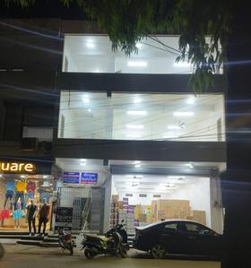 Others image of 2100.0 Sq.ft   Showroom for rent in Alkapuri for 110000