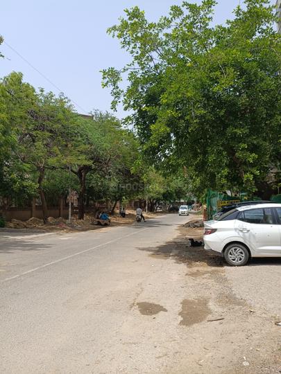 Others image of 349.0 Sq.ft pre-leased  Shop for sale in Sector 25 Rohini for 7500000