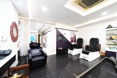 Others image of 1607.0 Sq.ft pre-leased  Shop for sale in Satellite for 29700000