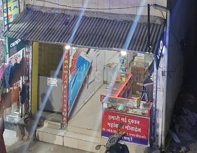 Commercial image of 300.0 Sq.ft   Shop for rent in Rau for 10000