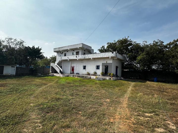 Entrance image of 900.0 Sq.ft   Warehouse for rent in Kallakal for 140000