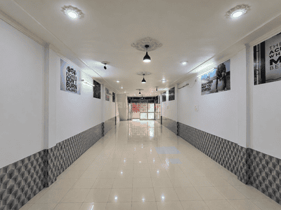 Bare shell Office Space