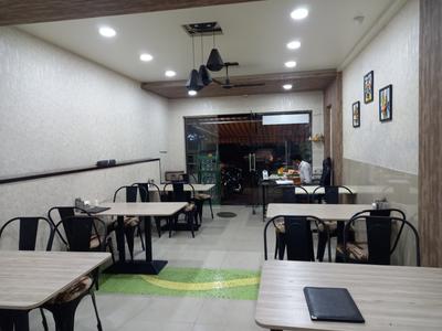 Others image of 800.0 Sq.ft   Shop for rent in Dhankawadi for 60000