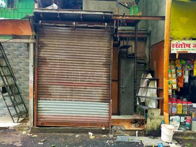 Entrance image of 450.0 Sq.ft   Warehouse for rent in Chembur for 30000