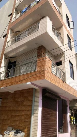 Elevator image of 82.0 Sq.ft Shop for sale in Shakti Nagar for 2500000