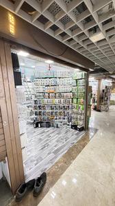 Others image of 133.0 Sq.ft pre-leased  Shop for sale in Mumbai Central for 10000000