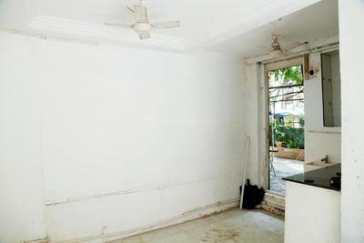 Others image of 225.0 Sq.ft   Shop for rent in Kandivali East for 35000