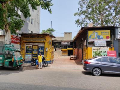 Commercial image of 1000.0 Sq.ft   Showroom for rent in Behrampura for 180000