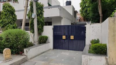 Others image of 1800.0 Sq.ft   Commercial Property for rent in Karkardooma for 300000