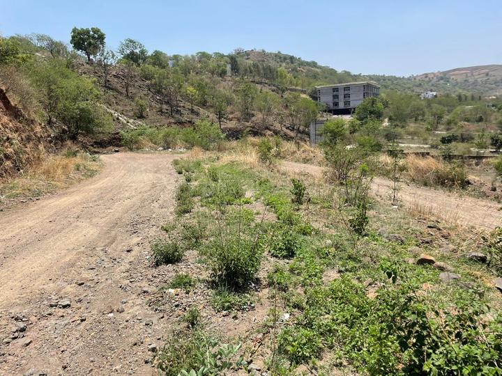 Others image of 20000.0 Sq.ft   Commercial Plot for rent in Bavdhan for 400000