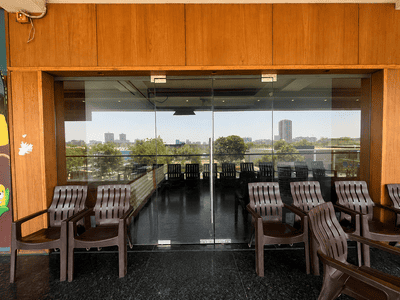 Entrance image of 1600.0 Sq.ft   Showroom for rent in Thaltej for 216375