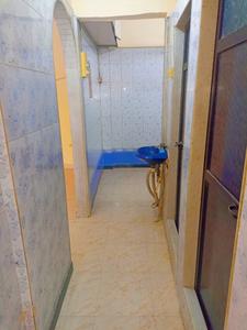 Commercial image of 400.0 Sq.ft  Ready to use Office Space for rent in Malad West for 27000