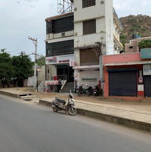 Commercial image of 1200.0 Sq.ft Showroom for rent in Kagithapatarai for 50000