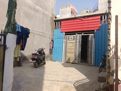 Entrance image of 1180.0 Sq.ft   Warehouse for rent in Shastri Nagar for 20000