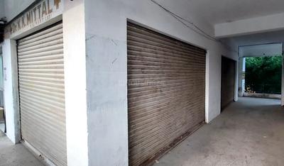 Entrance image of 305.0 Sq.ft   Shop for sale in Aliganj for 6500000