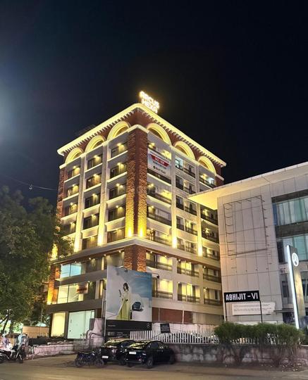 Others image of 1450.0 Sq.ft pre-leased  Showroom for sale in Ellisbridge for 42500000