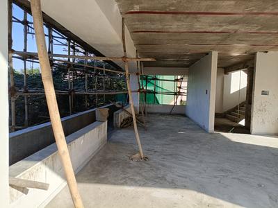Bare shell Office Space
