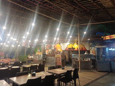 Entrance image of 425.0 Sq.ft   Shop for rent in Vashi for 90000