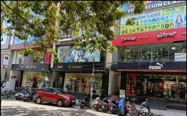 Commercial image of 950.0 Sq.ft   Showroom for rent in RT Nager for 135000