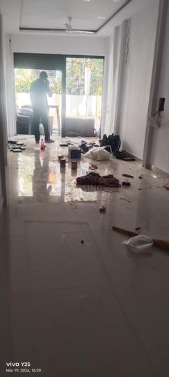 Others image of 800.0 Sq.ft   Shop for rent in Kandivali East for 75000