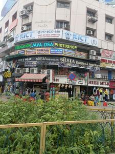 Others image of 852.0 Sq.ft pre-leased  Shop for sale in Vastrapur for 18744000