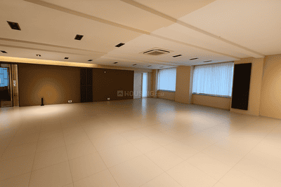 Others image of 2300.0 Sq.ft  Bare shell Office Space for rent in Andheri West for 600000