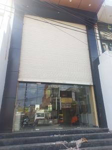 Entrance image of 1750.0 Sq.ft   Showroom for rent in Krishna Nagar for 150000