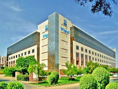 Commercial image of 1761.0 Sq.ft pre-leased Ready to use Office Space for sale in DLF Phase 5 for 75136000