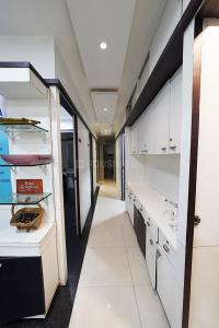Others image of 1607.0 Sq.ft pre-leased  Shop for sale in Satellite for 29700000