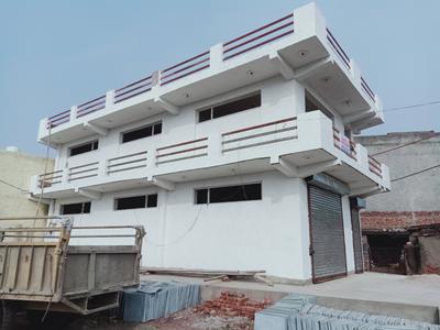 Commercial image of 1700.0 Sq.ft   Showroom for rent in Zeta I for 50000