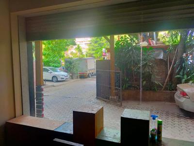 Commercial image of 2000.0 Sq.ft   Showroom for rent in Tardeo for 425000