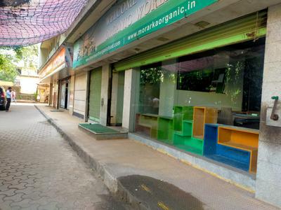 Commercial image of 2000.0 Sq.ft   Showroom for rent in Tardeo for 425000
