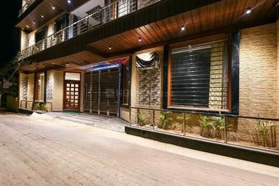 Entrance image of 4200.0 Sq.ft   Showroom for rent in Kharar for 150000