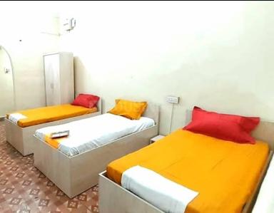 Others image of 200.0 Sq.ft   Showroom for rent in Dadar West for 10000