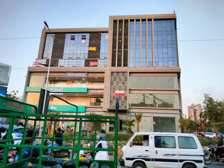 Others image of 700.0 Sq.ft  Ready to use Office Space for rent in Nirnay Nagar for 35000